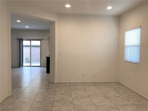 8380 Spanish Creek Ct in Las Vegas, NV - Building Photo - Building Photo