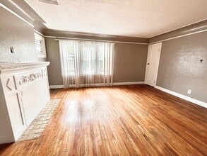 17146 Kentucky St in Detroit, MI - Building Photo - Building Photo