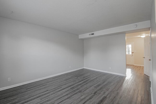 809-B Golfview Pl in Clarksville, TN - Building Photo - Building Photo