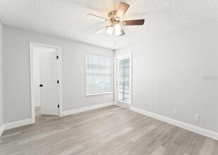 1932 Lake Atriums Cir in Orlando, FL - Building Photo - Building Photo