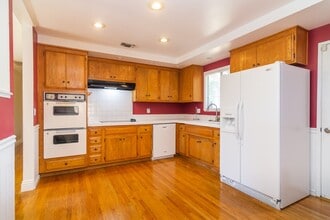 1033 Tapies Ct in Thousand Oaks, CA - Building Photo - Building Photo