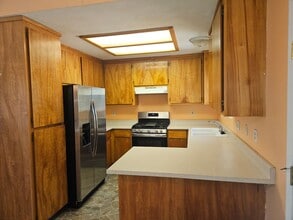10120 Point Lakeview Rd in Kelseyville, CA - Building Photo - Building Photo