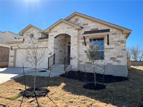 129 Blue Oak Blvd in San Marcos, TX - Building Photo - Building Photo