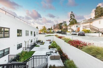 4701 Fair Ave in Oakland, CA - Building Photo - Building Photo