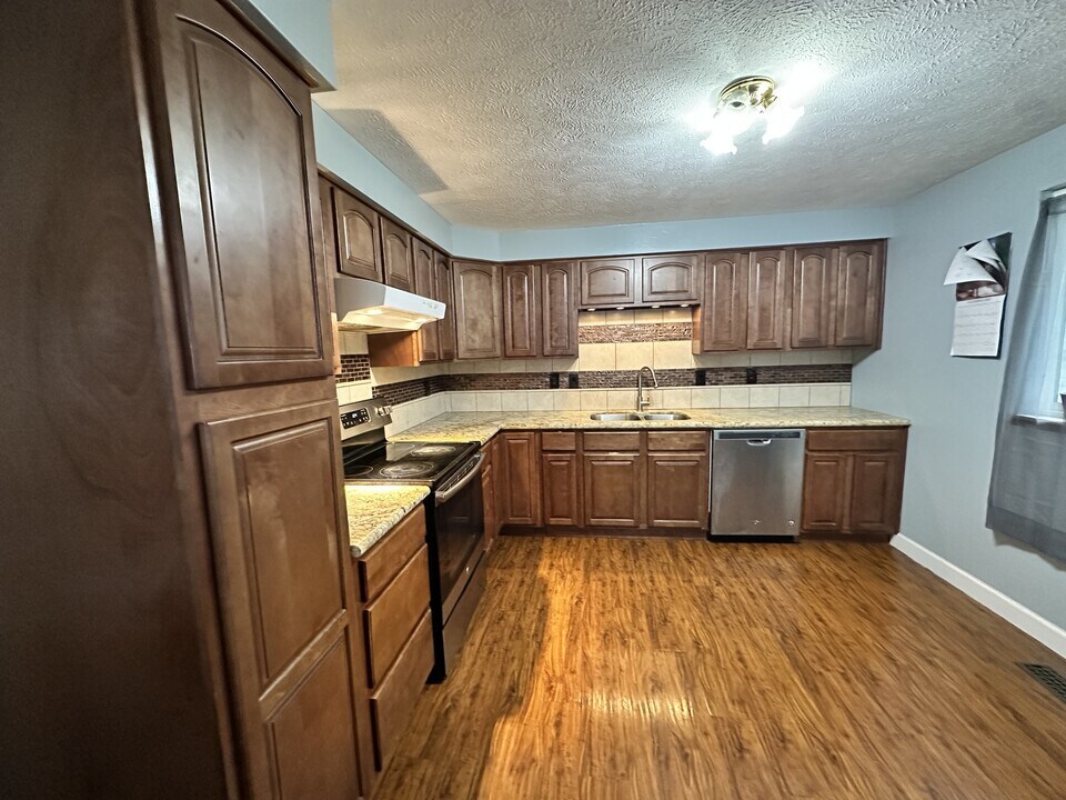 3102 S Rebecca St in Spokane, WA - Building Photo