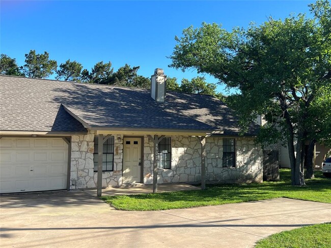 502 Hedgewood Dr in Georgetown, TX - Foto de edificio - Building Photo