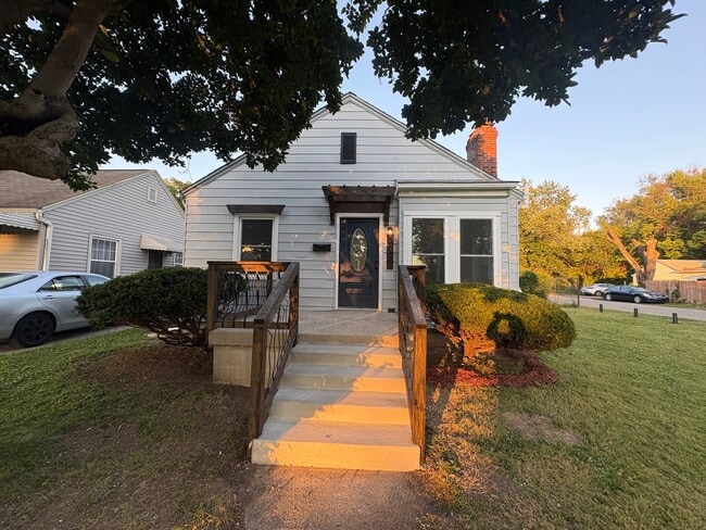 property at 3501 N Rural St