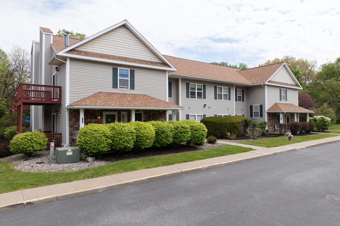 1200 Hillside Ave in Schenectady, NY - Foto de edificio