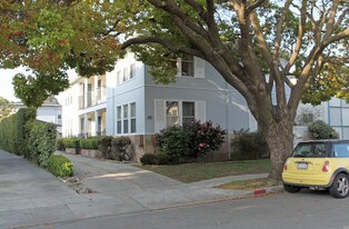 1129 Laguna Ave in Burlingame, CA - Building Photo