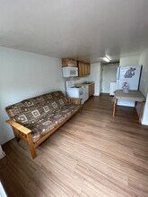 810 NE Michigan St in Pullman, WA - Foto de edificio - Building Photo