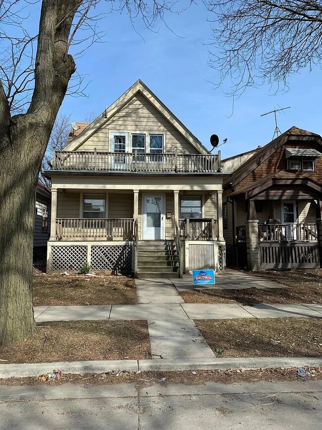 property at 2012 S 36th St