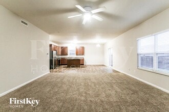 7715 Firecrest Ln in Indianapolis, IN - Foto de edificio - Building Photo