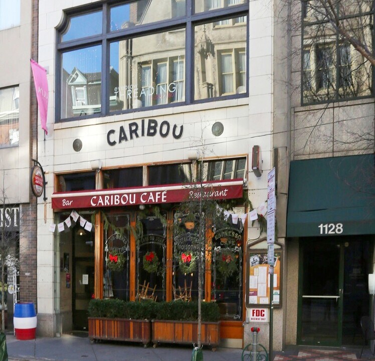 1126 Walnut St in Philadelphia, PA - Building Photo