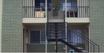 730 Plumas Ave, Unit Plumas 4 in Oroville, CA - Building Photo