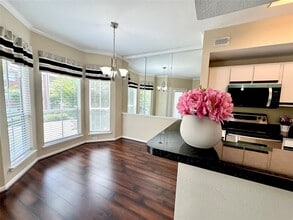 1330 Old Spanish Trl in Houston, TX - Building Photo - Building Photo