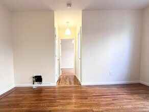 160 Vroom St in Jersey City, NJ - Building Photo - Building Photo