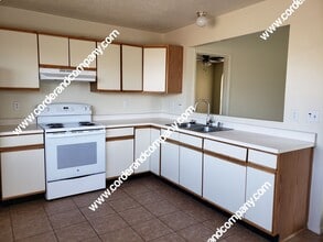 1117 Sand Dune Rd NE in Rio Rancho, NM - Building Photo - Building Photo