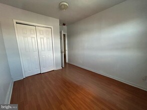 510 W Girard Ave in Philadelphia, PA - Building Photo - Building Photo