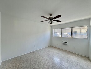 1436 NW 24th Ter in Fort Lauderdale, FL - Building Photo - Building Photo