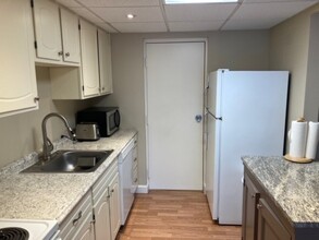 757 Main St, Unit 18 in South Portland, ME - Building Photo - Building Photo
