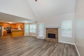 335 Alcovy Cir in Covington, GA - Building Photo - Building Photo