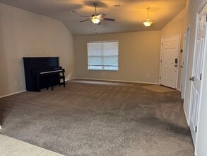 2321 Golden Ln in Edmond, OK - Building Photo - Building Photo