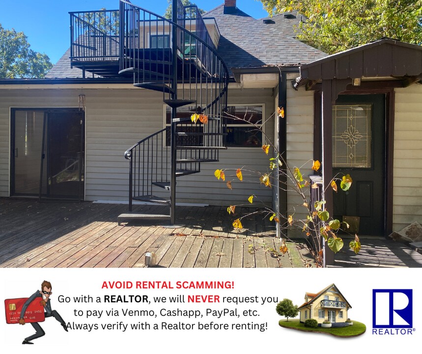 418 E Huntsville Rd in Fayetteville, AR - Building Photo