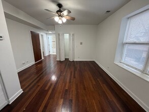 2323 N Oak Park Ave in Elmwood Park, IL - Building Photo - Building Photo