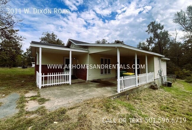 property at 3011 W Dixon Rd