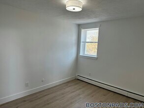 740 E 7th St, Unit 40 in Boston, MA - Building Photo - Building Photo