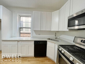 1130 N Winchester Ave in Chicago, IL - Building Photo - Building Photo