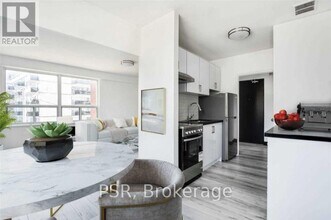 600-600 Eglinton Ave W in Toronto, ON - Building Photo - Building Photo