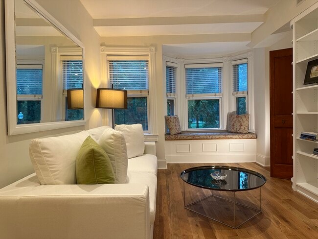 property at 3042 R St NW