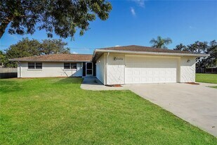 14032 Marquette Blvd in Ft. Myers, FL - Building Photo