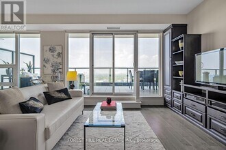 955-3955 Bay St. in Toronto, ON - Building Photo - Building Photo
