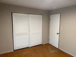 2229 W Olive St in Springfield, MO - Building Photo - Building Photo
