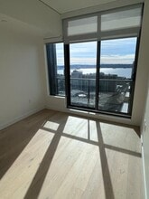 2510 6th Ave, Unit 2205 in Seattle, WA - Foto de edificio - Building Photo