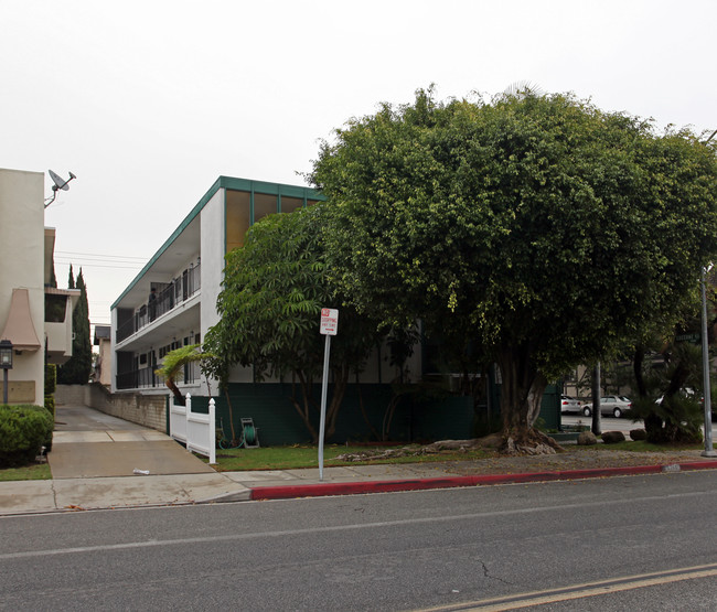 4244 Duquesne Ave in Culver City, CA - Building Photo - Building Photo