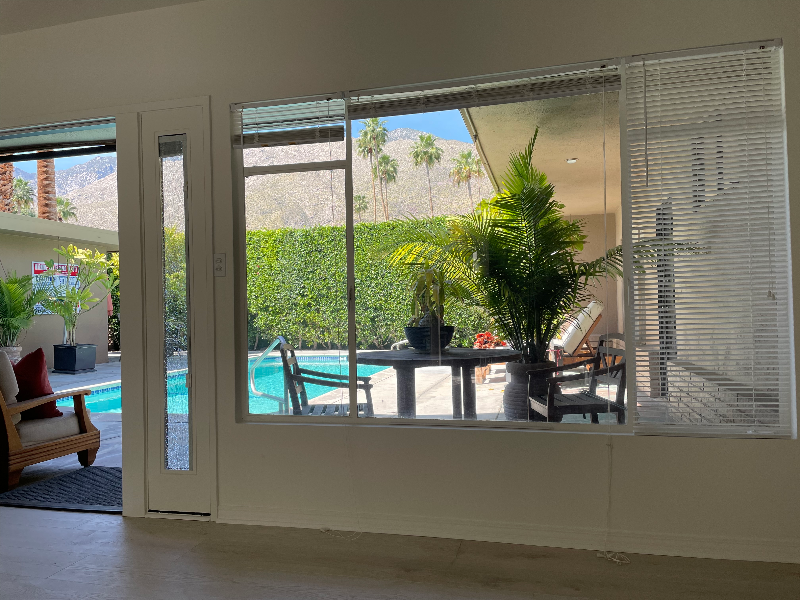 432 Avenida Ortega in Palm Springs, CA - Building Photo