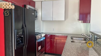 1328 W Pender St, Unit 2701 in Vancouver, BC - Building Photo - Building Photo