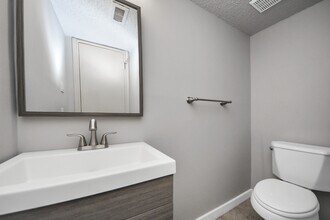 800 Country Pl Dr in Houston, TX - Building Photo - Building Photo