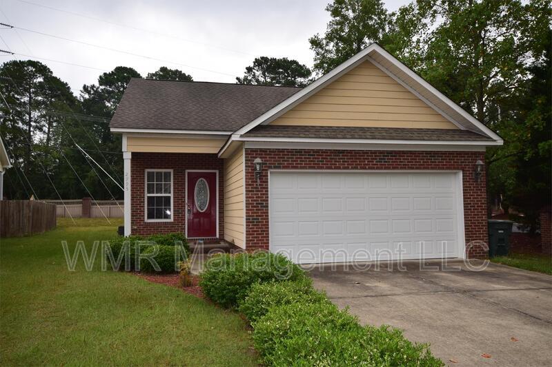 2995 Brookcrossing Dr in Fayetteville, NC - Building Photo