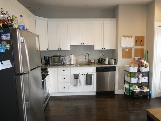 37 Condor St in Boston, MA - Building Photo - Building Photo