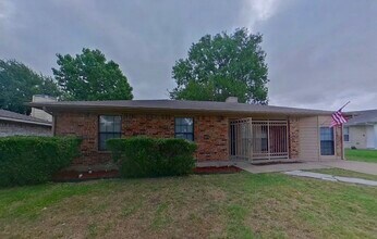 7829 Texridge Dr in Dallas, TX - Building Photo - Building Photo