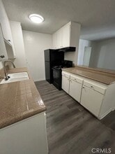 685 E Vista Chino, Unit 7 in Palm Springs, CA - Building Photo - Building Photo