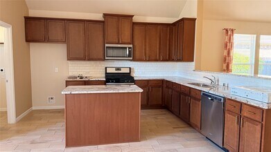 6723 Barrington Crk Trce in Katy, TX - Foto de edificio - Building Photo