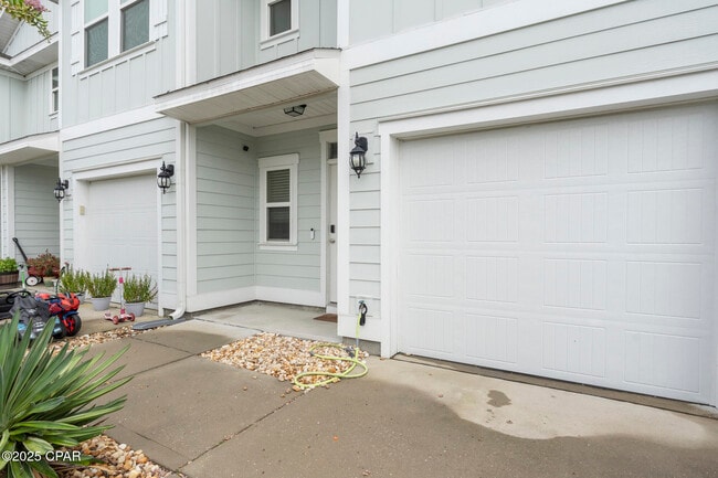 property at 7522 Shadow Lake Dr