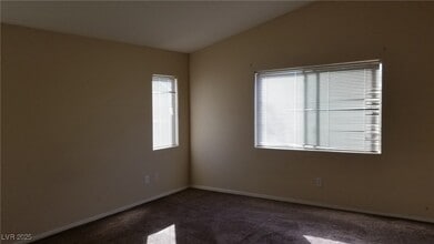 721 Old Moccasin Ave in North Las Vegas, NV - Building Photo - Building Photo