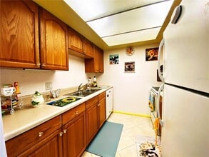 617 N Keene Rd in Clearwater, FL - Building Photo - Building Photo