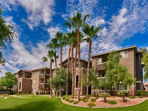 Stonebridge Ranch Apartments in Chandler, AZ - Building Photo - Building Photo